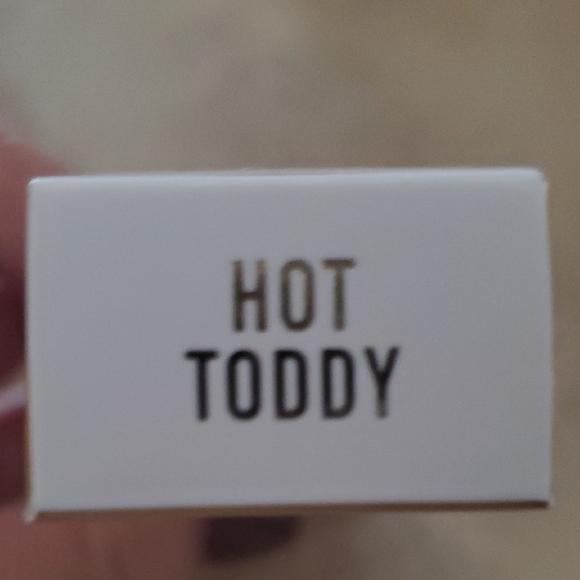 Plouise Skin Protect Your Pout Lip Conditioner - Picture 4 of 5